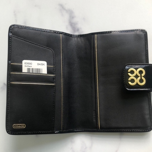 Coach Signature C Black Patent Leather Wallet NWT - Picture 8 of 16